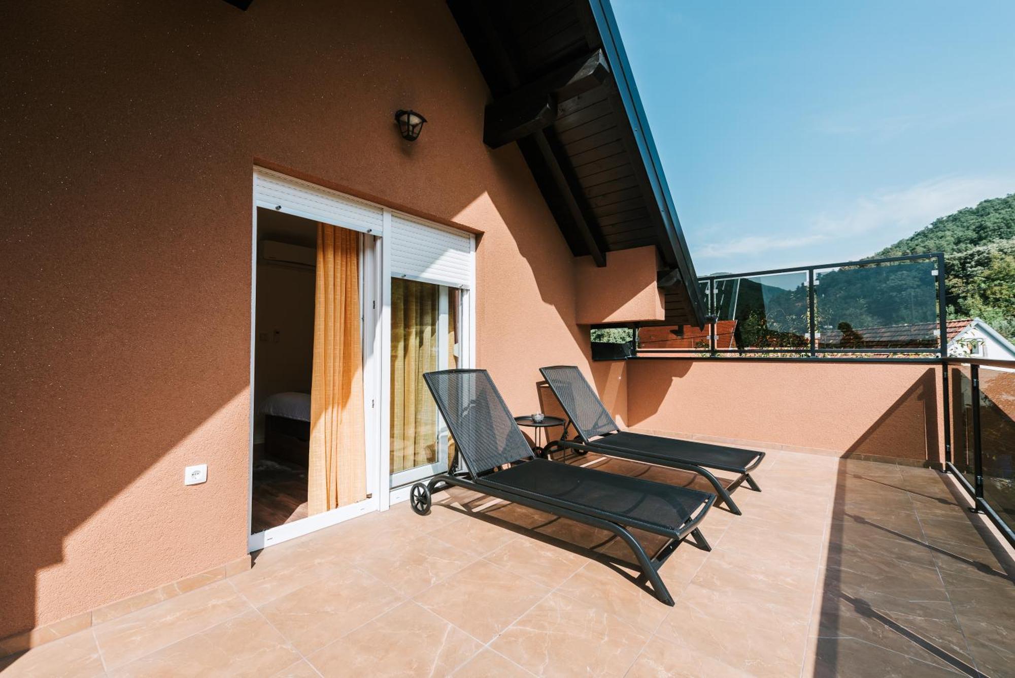Villa Tina Velika Εξωτερικό φωτογραφία